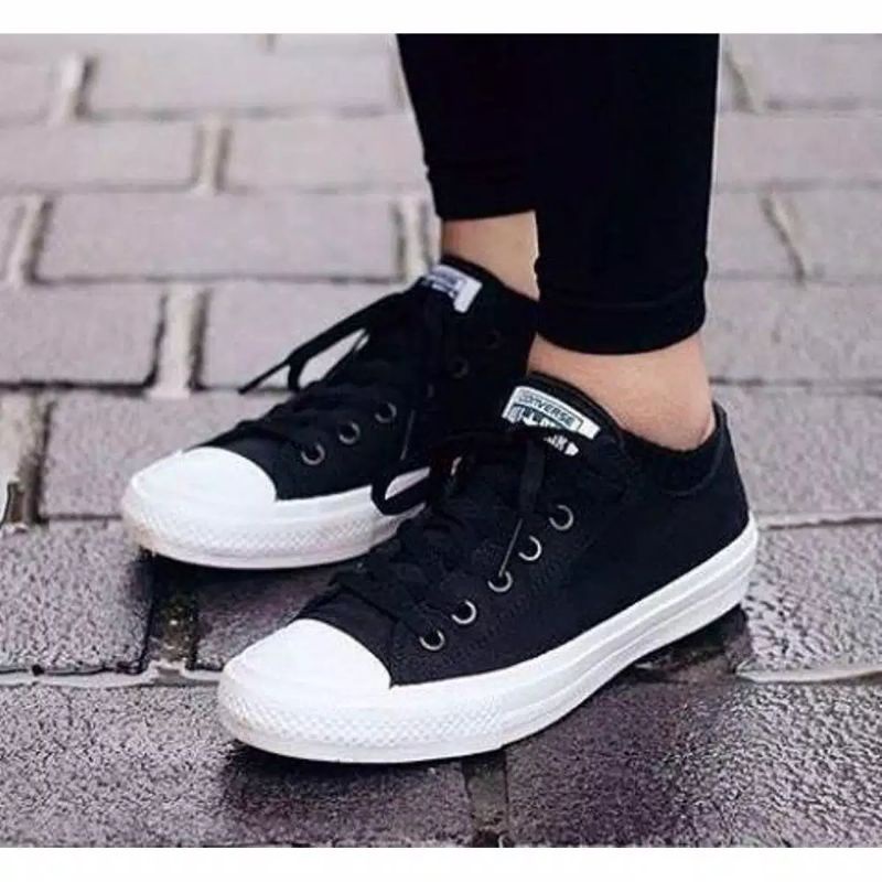 SNEAKERS CONVERS CHUK TAYLOR/SEPATU AL STAR CT/SEPATU CONVERSE CHUK TAYLOR/SEPATU ALL STAR CHUK TAYL