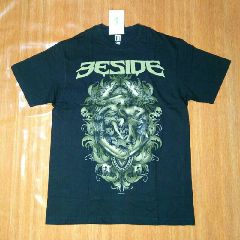 T Shirt Beside - Tuhan