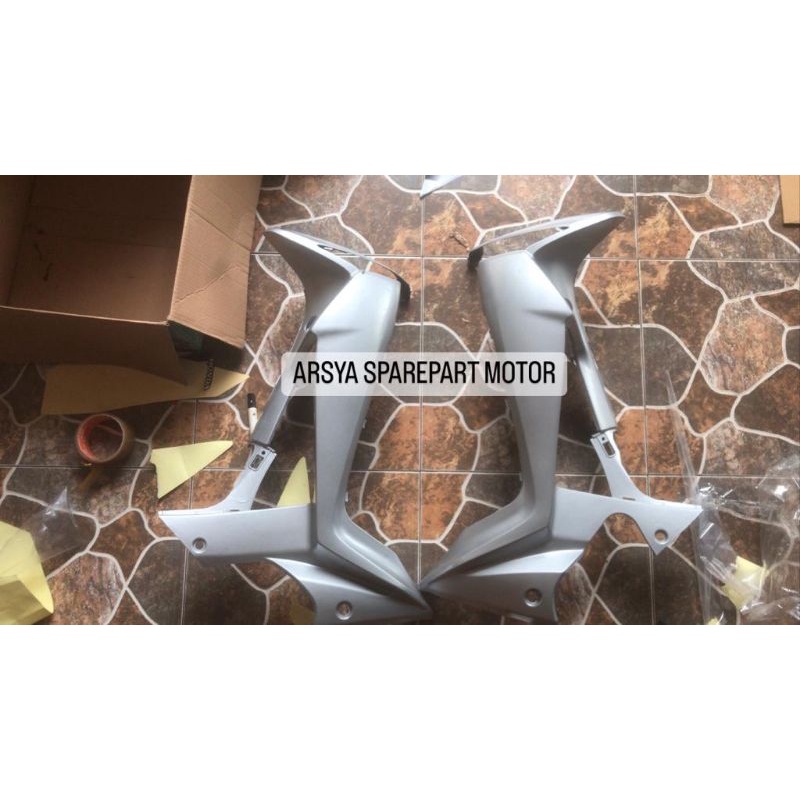 MURAH Cover sayap kiri kanan supra x 125 batman silver polos 2009 - 2012  - Sayap supra x 125 batman