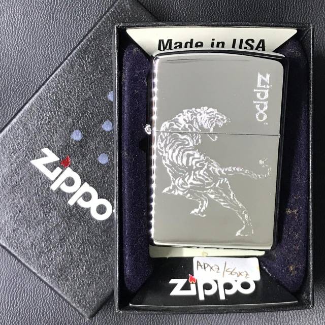 KOREK/MANCIS ZIPPO ORIGINAL TIGER SHADOW