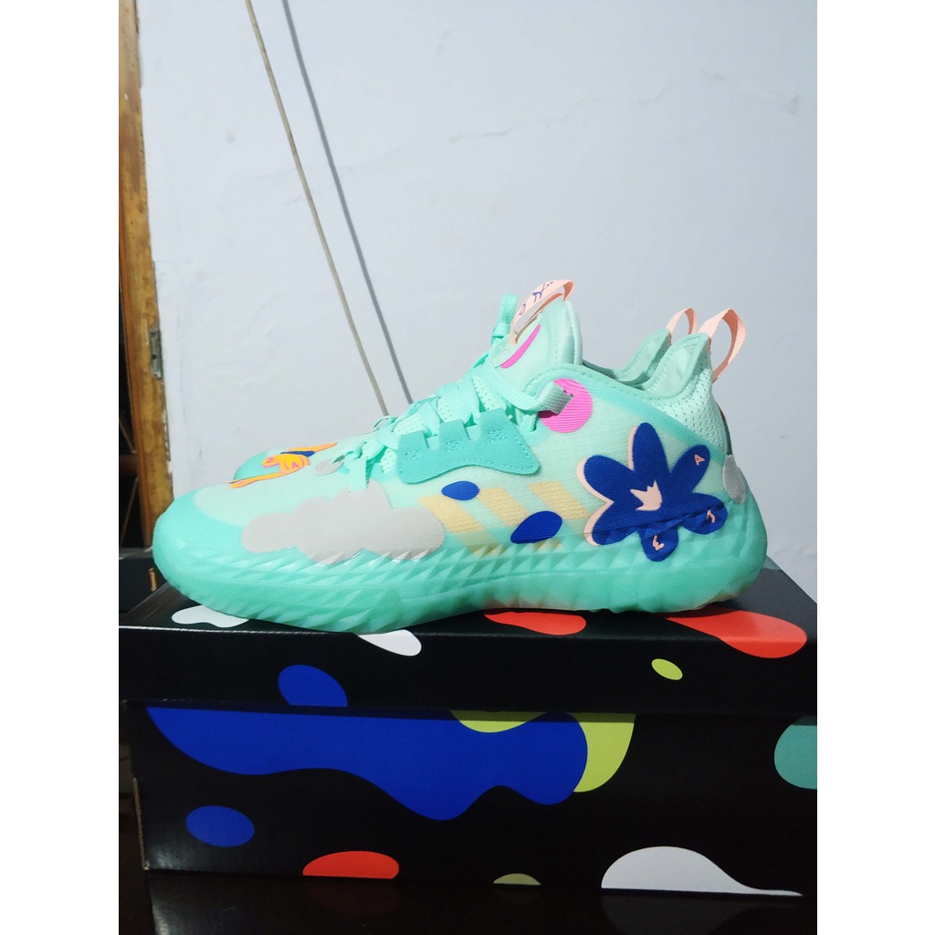 Sepatu basket Adidas Harden vol.5 futurenatural