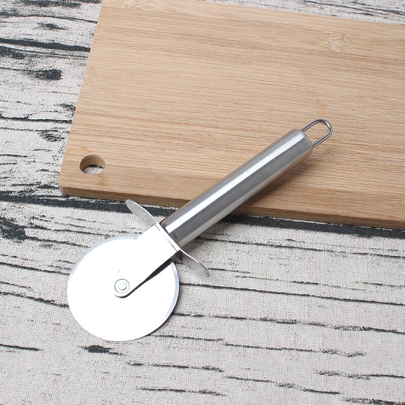 

Cutter pizza stainless steel alat pemotong rol pizza piza