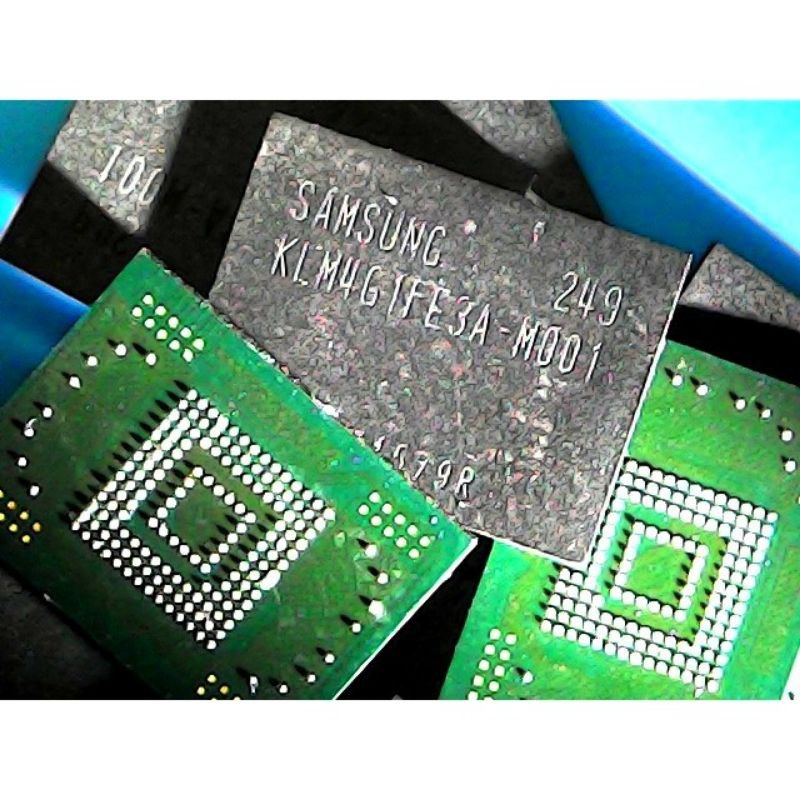 EMMC SAMSUNG KLM4G1FE3A-M001 [Cabutan]