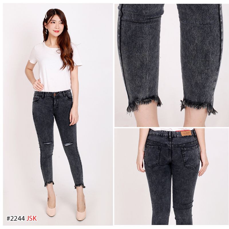 Celana 7/9 Ripped Jeans Wanita JSK Jeans
