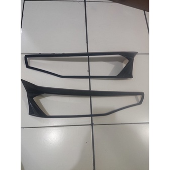 garnish depan  all new avanza dan xenia 2022 hitam