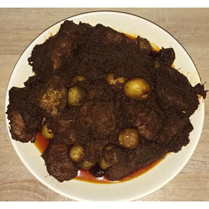 

Rendang sapi khas orang Minang suku Piliang 500gr