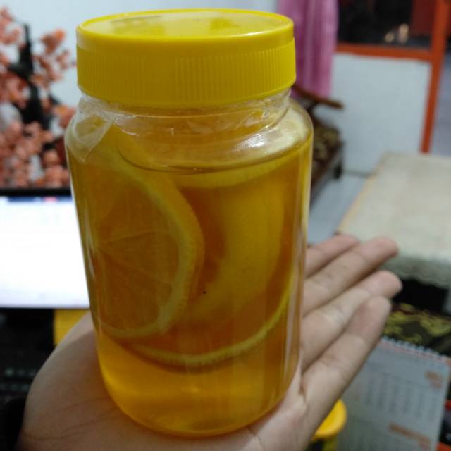 

Madu Alami Madu Lemon (UNTUK PERAWATAN WAJAH DAN TUBUH)