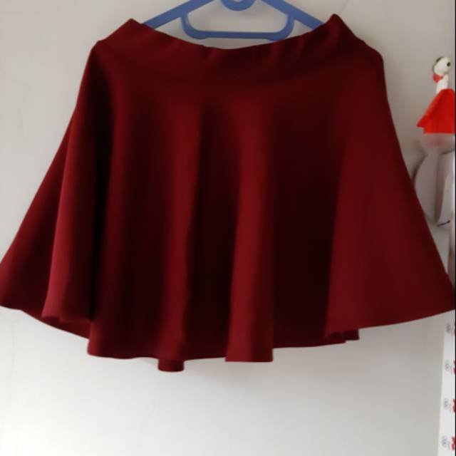 Preloved rok merah maroon
