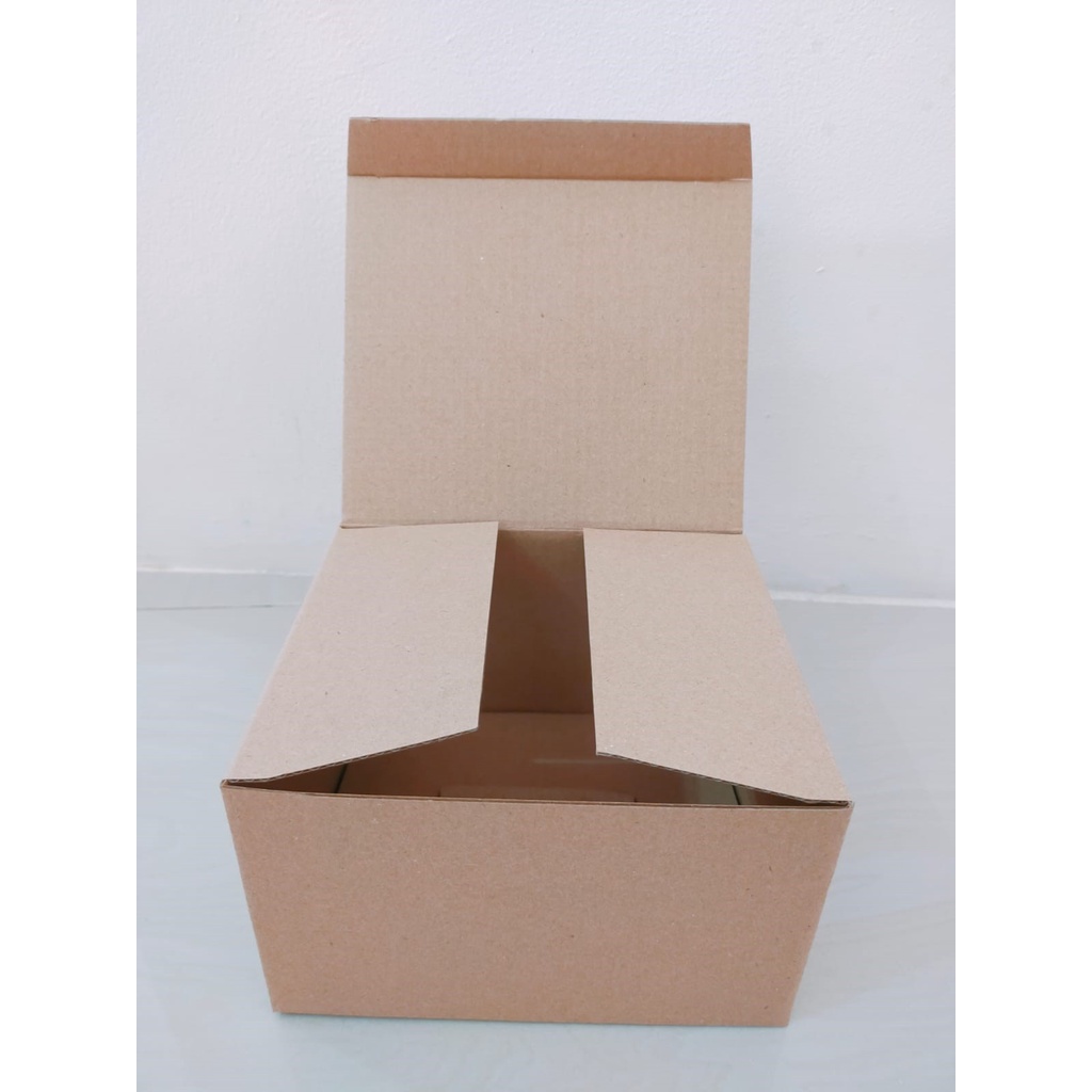 

KARDUS DIECUT POLOS uk15x13x9cm SINGLE WALL (10PCS)