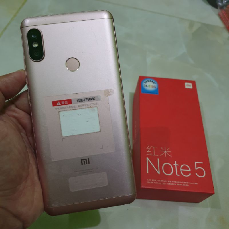 Xiaomi Redmi Note 5 4/64 mulus siap pakai