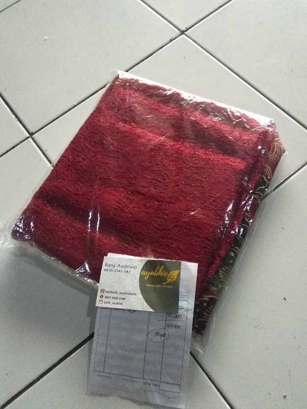 Batik Sogan Halus Pekalongan Mix Brokat Renda Ori