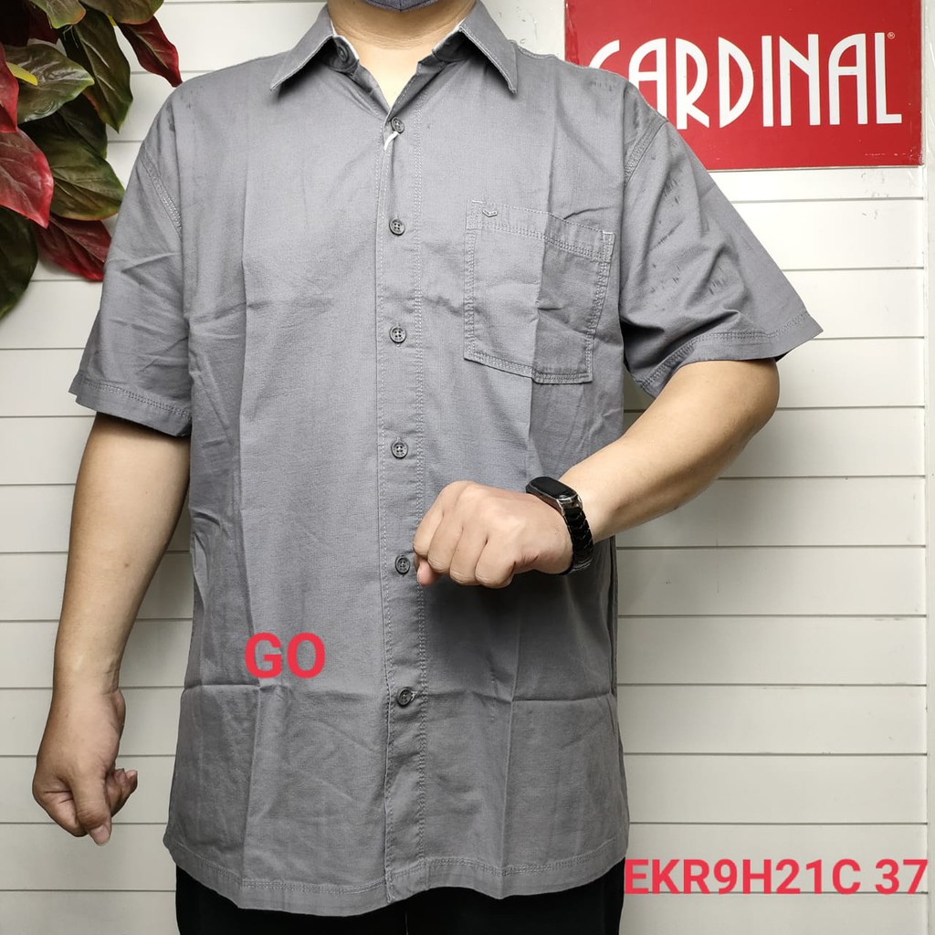 gof CRB CARDINAL KEMEJA BIG SIZE POLOS Pakaian Pria Hem Reguler Kemeja Jumbo Extra Mama Size Lengan Pendek