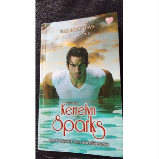 Novel kolpri paranormal romance. Eat prey love by kerrelyn sparks