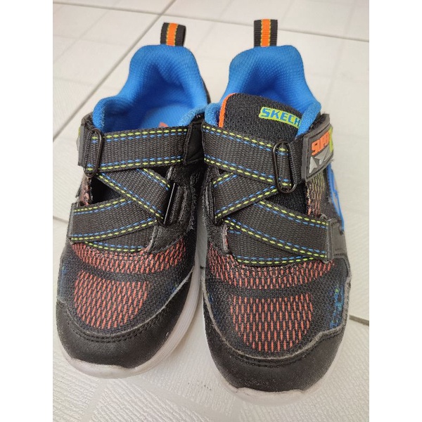 skechers kids sepatu nyala