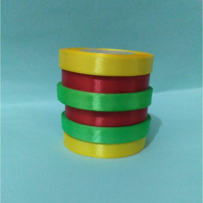 

Pita satin 1/2" (±1cm) panjang (±18meter)/pita kado/pita souvenir/pita hiasan