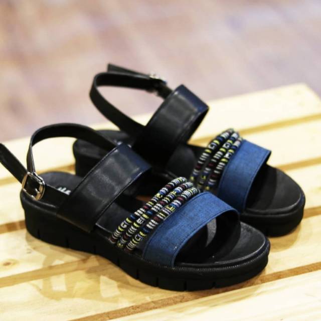 Sepatu hellena - df shoes bandung murah