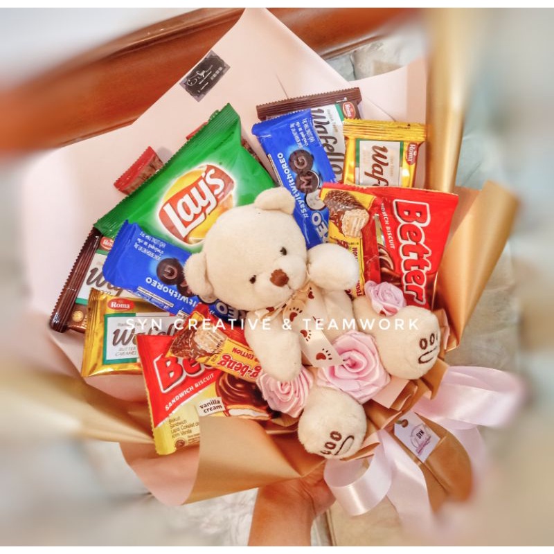 

buket snack boneka ultah wisuda anniversary kado hadiah