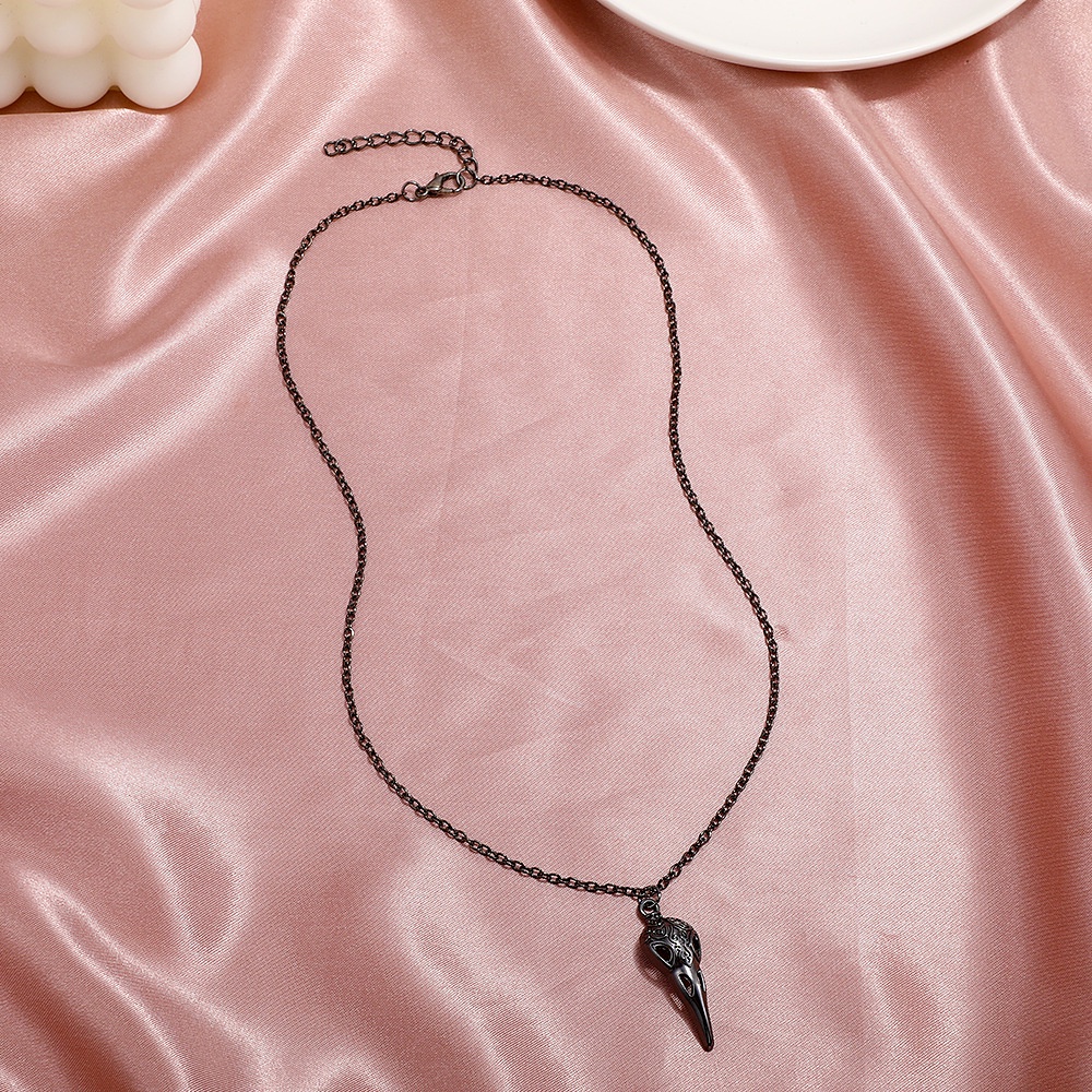 Kalung Tengkorak Gagak Berongga Yang Dipersonalisasi Kalung Logam Punk Gothic Niche Yang Modis Hadiah Halloween