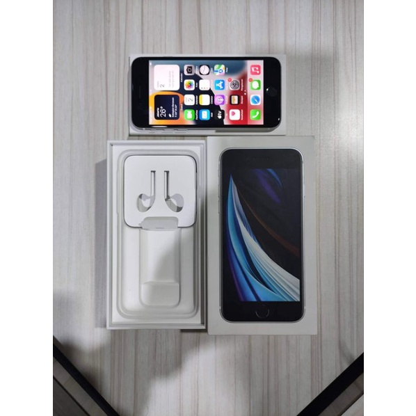 Iphone SE 2020 64gb second/bekas mulus seri PA/A