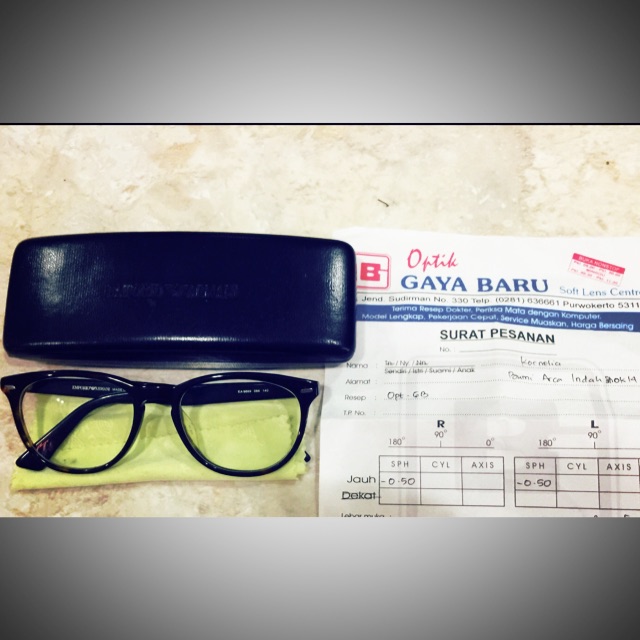 Kacamata minus preloved