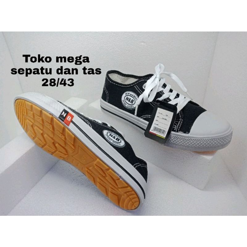 sepatu sekolah hitam puti sepatu nb pendek sepatu nb sma sepatu nb smp sepatu nb sd sepatu nb terbar