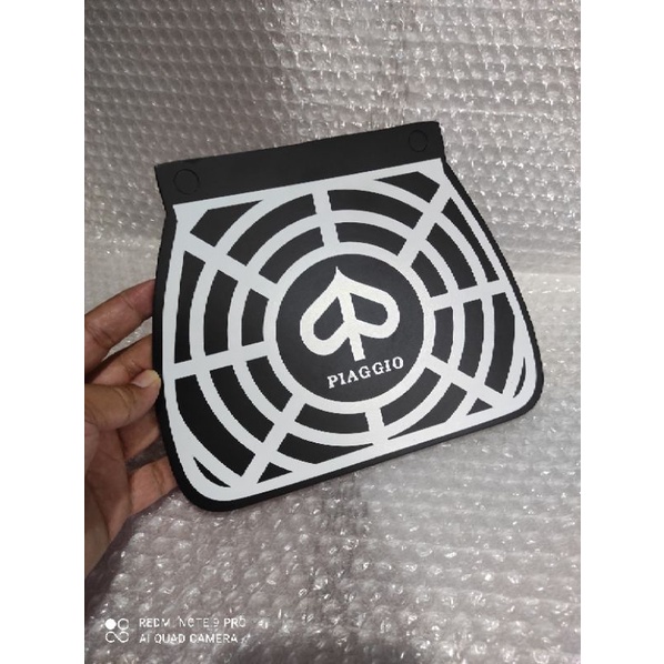 Vespa kepet Air Mudflap   Piaggio Hitam Model Original Ulma  Vbb VNb Vba Super Sprint