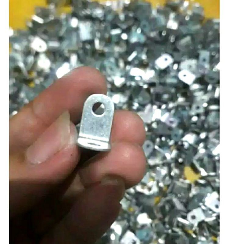 PLAT SIKU L BESI 1,5X2 / PLAT L BESI PENYANGGA / SIKU RAK / SIKU L LOBANG 0.8 MM /SIKU L BINGKAI