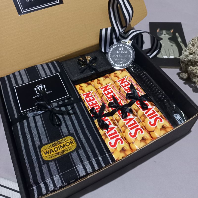 HAMPERS KADO COWOK  BIG GIFT BOX EXCLUSIVE / KADO ULANG TAHUN BIRTHDAY
