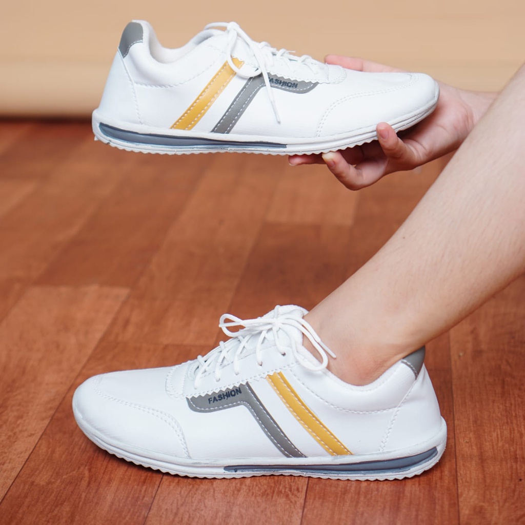 Tyara - Sepatu Wanita Sneakers