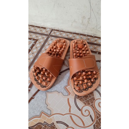 SANDAL/BAKIAK/TEROMPAH BAHAN KAYU  MODEL SLOPE KULIT