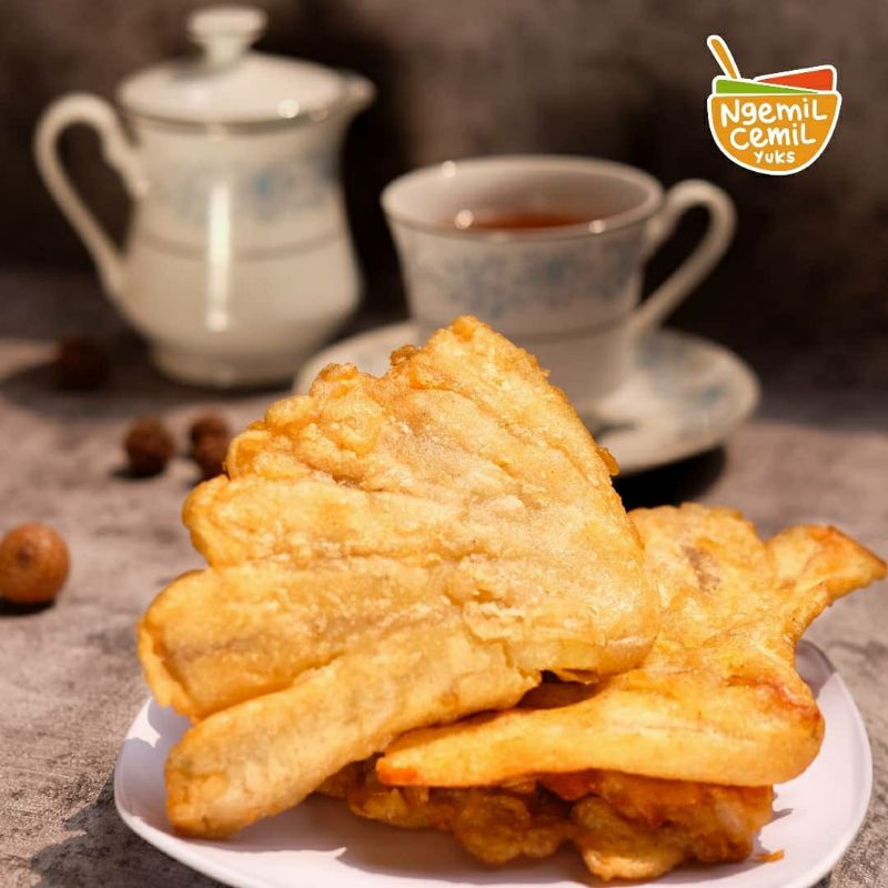

Pisang goreng kipas pekanbaru size XL 10 pcs