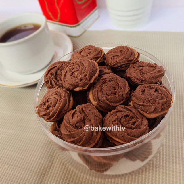 

Choco Malt Sandwich