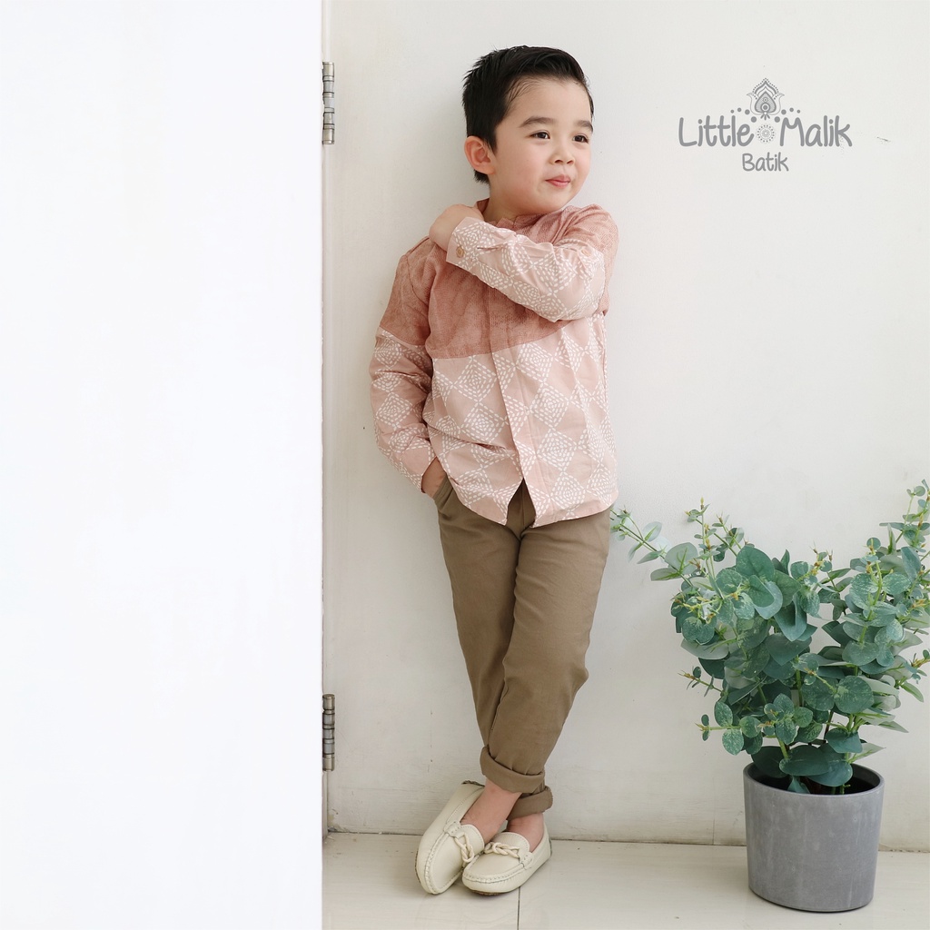 READY STOCK Kemeja Batik Anak / Ayah Lengan Panjang By Little Malik Batik, Kombinasi Krem dan Peach