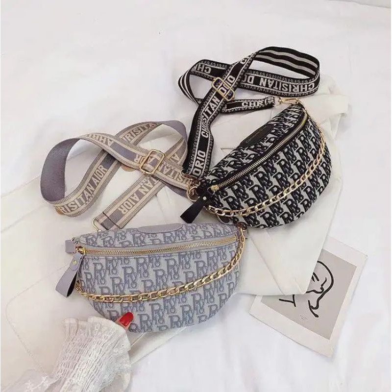 

Kode: ELJ 5148 IDR : 128 rbBahan : Canvas ukuran: 15 x 24 x 4 cm Warna : Black, Grey