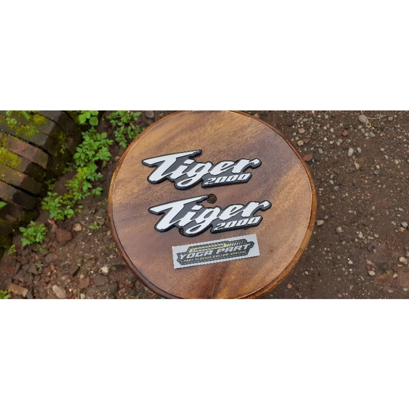 EMBLEM LOGO LAMBANG STIKER TANGKI HONDA TIGER LAMA LAWAS TILAM TILAS 2000 NEW