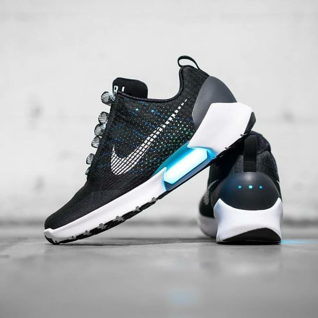 nike hyperadapt 1.0 black white