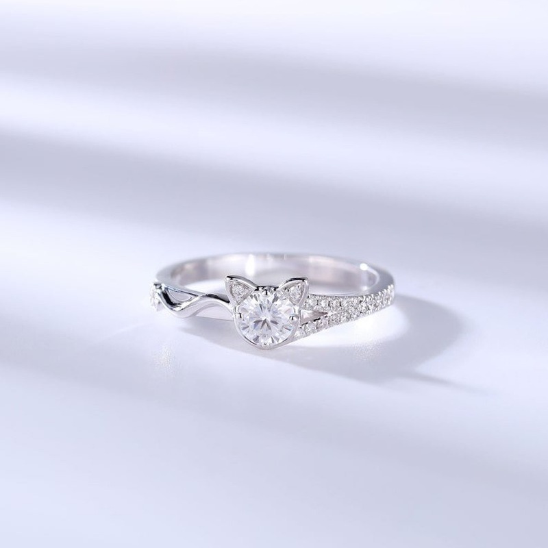 Cincin Moissanite Inlaid Untuk Wanita