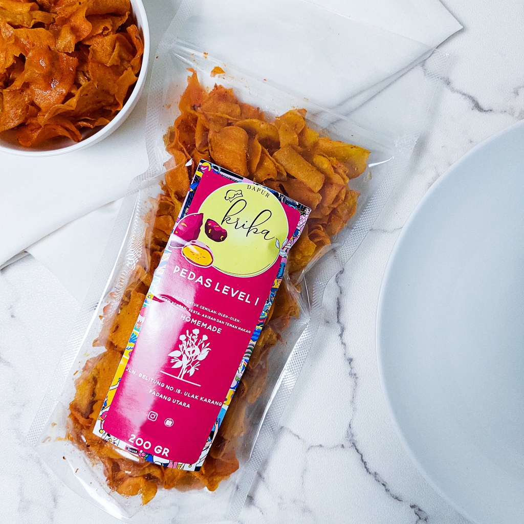

Kripik Ubi Renyah Pedas KRIBA Level 1 Berat 200 gr | Cemilan Enak | Makanan Kekinian | Snack