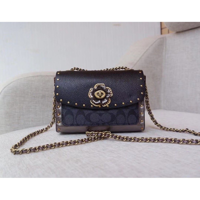 Coach signature Parker Shoulder Bag