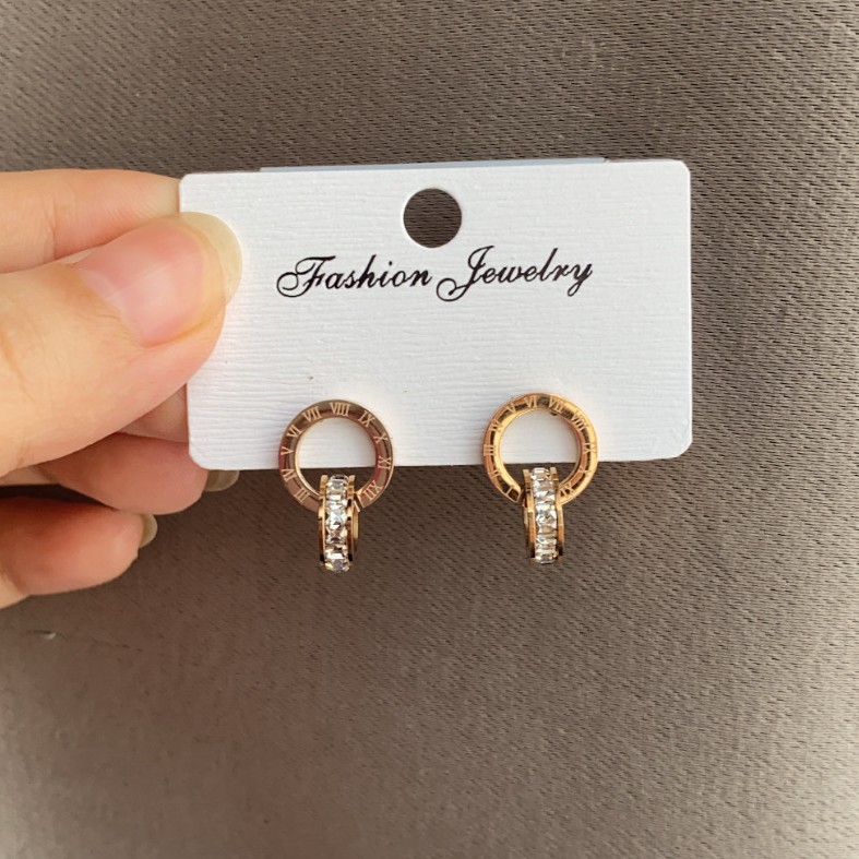 Anting Titanium Korea Tusuk Diamond Cewek Anti Karat Murah AA047 motif romawi