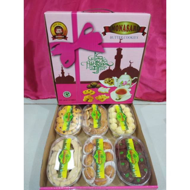 

Kue lebaran Monasari