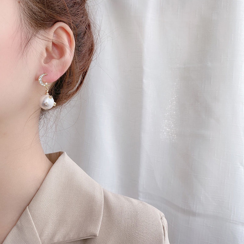 Anting S925 Silver Needle Bentuk Asimetris Aksen Mutiara Untuk Wanita