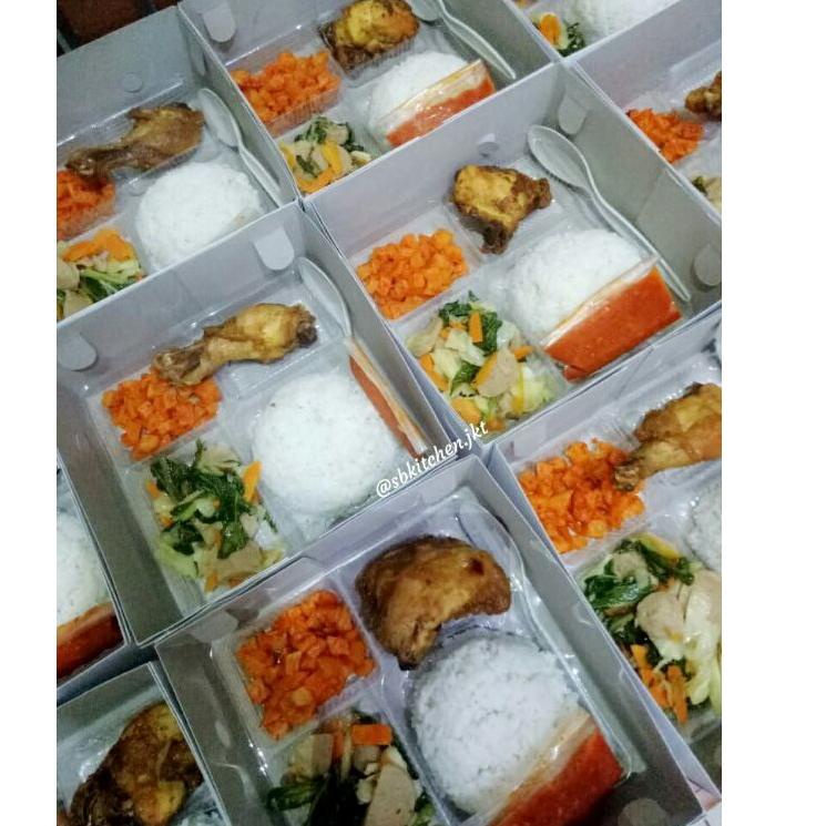 

Clearance sale--PAKET NASI KOTAK AYAM ISI 4 LEZAT DAN MURAH