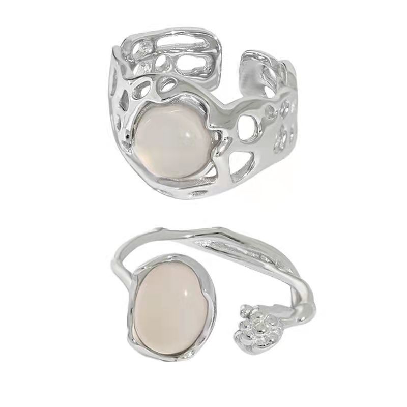 Cincin Model Terbuka Desain Hollow Out Opal Warna Silver Untuk Wanita