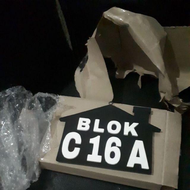 Nomor Rumah Standard Karakter