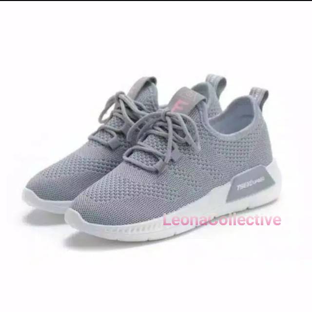 Sepatu Wanita Champion