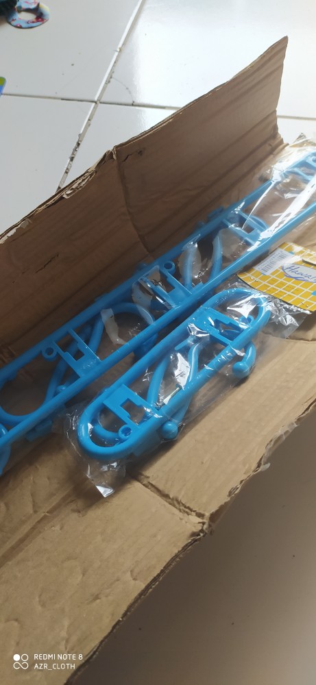 Batamgrosir.id | Gantungan Baju Kamar Mandi 2 Kait - Hook Gantungan Baju 2in1 - Hanger Hawaii 1001