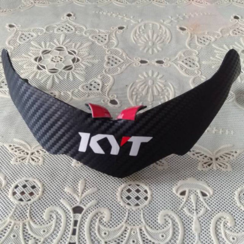 Spoiler KYT r10 motif karbon