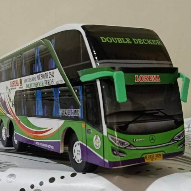 miniatur Bus bis /mainan bus bis Lorena double decker