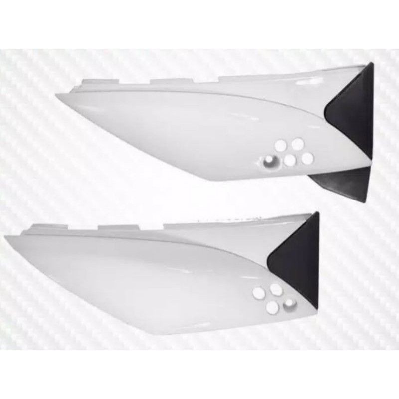 Body samping/sidepanel KLX 150 S/L Old Putih
